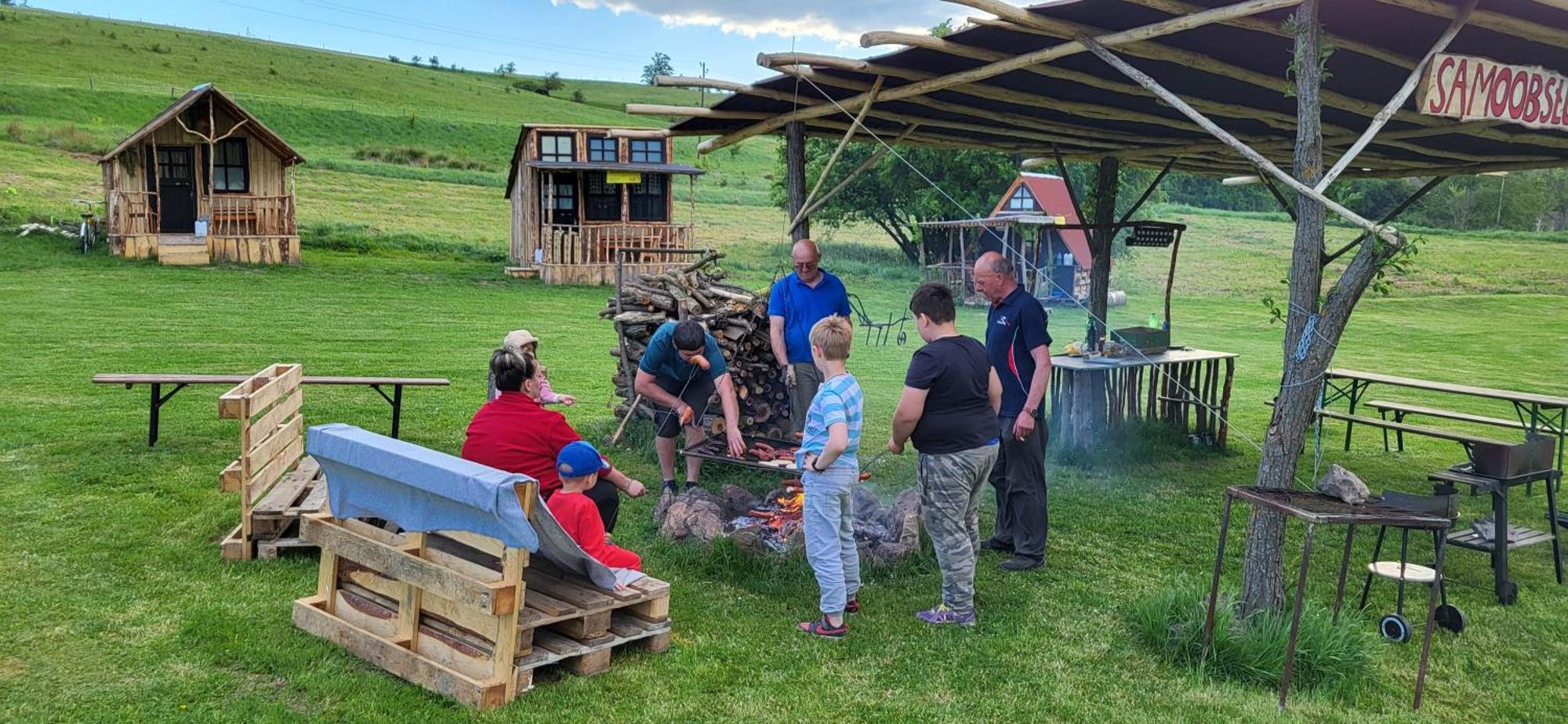 Altana Caloroczna Vira Numer 7 Herbergerowka Agroturystyka Na Wsi Duszniki Zdrój Buitenkant foto